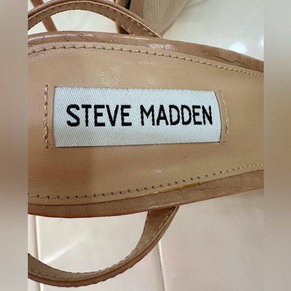 Never used!!! Steve Madden tan snake skin pattern stiletto heels! 4 inch heels! - Picture 7 of 8